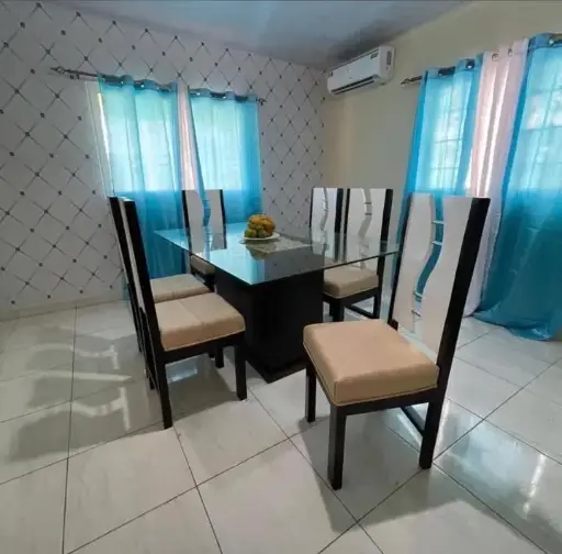 Comedor de 6 sillas